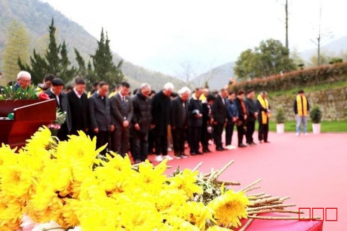 缅怀先烈传承精神”红色纪念活动在黄山...